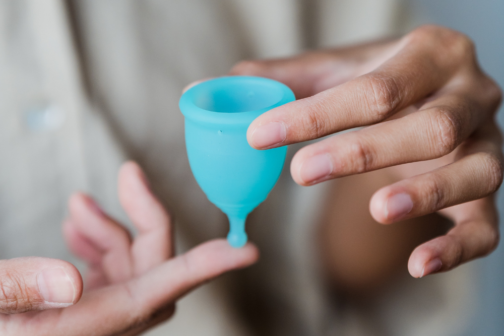 How to use a menstrual cup